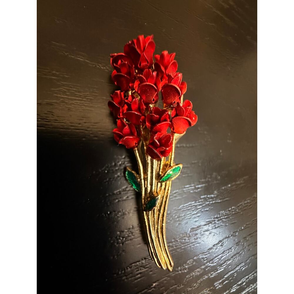 Vintage DM97 Red Floral Bouquet Brooch Gold Tone Enamel Flowers